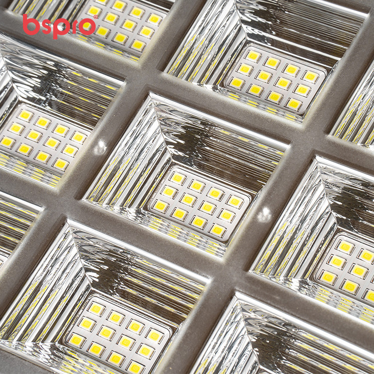 LED light panel with reflective design