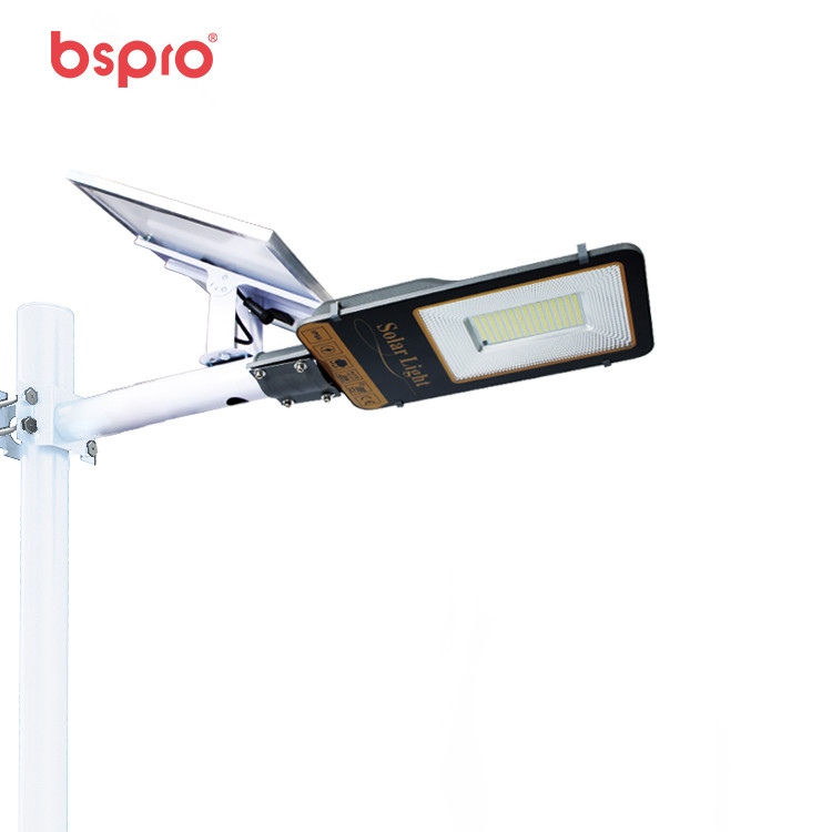 Solar street light with modern design