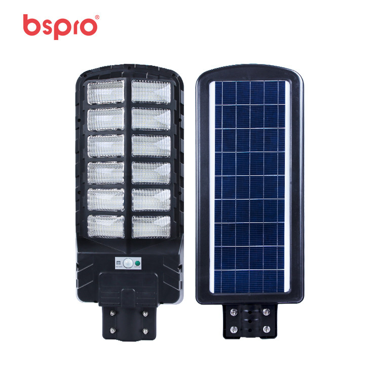 Solar street light with LED panel