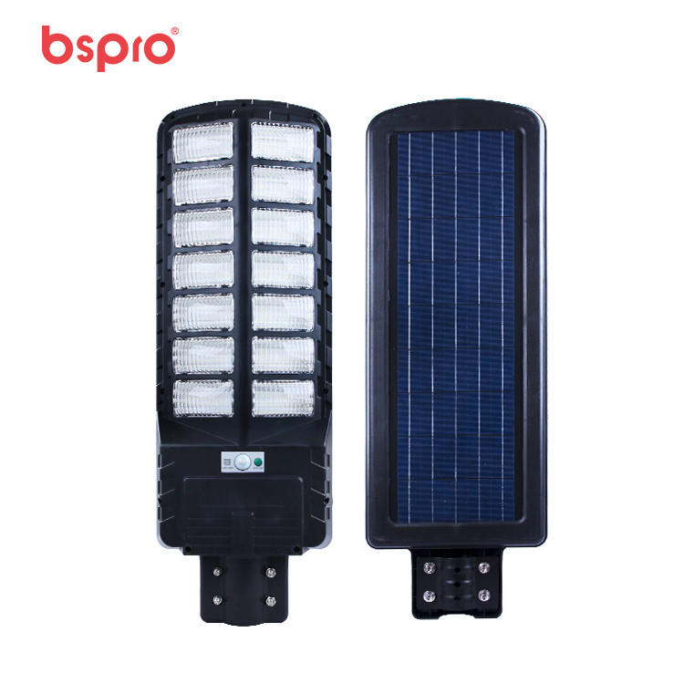 Solar-powered LED streetlight design