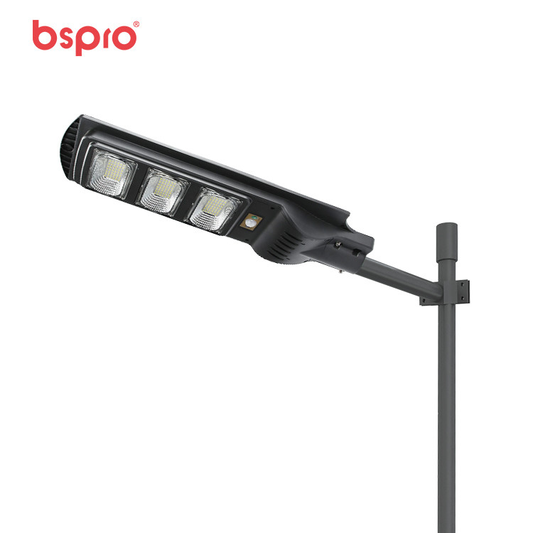 Modern outdoor LED streetlight design