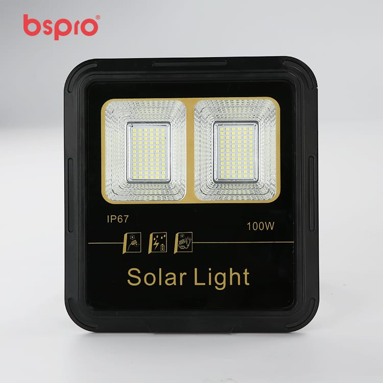 MD-FLT18 100W Solar Flood Light Angle View