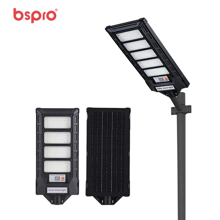 Solar street light with panel